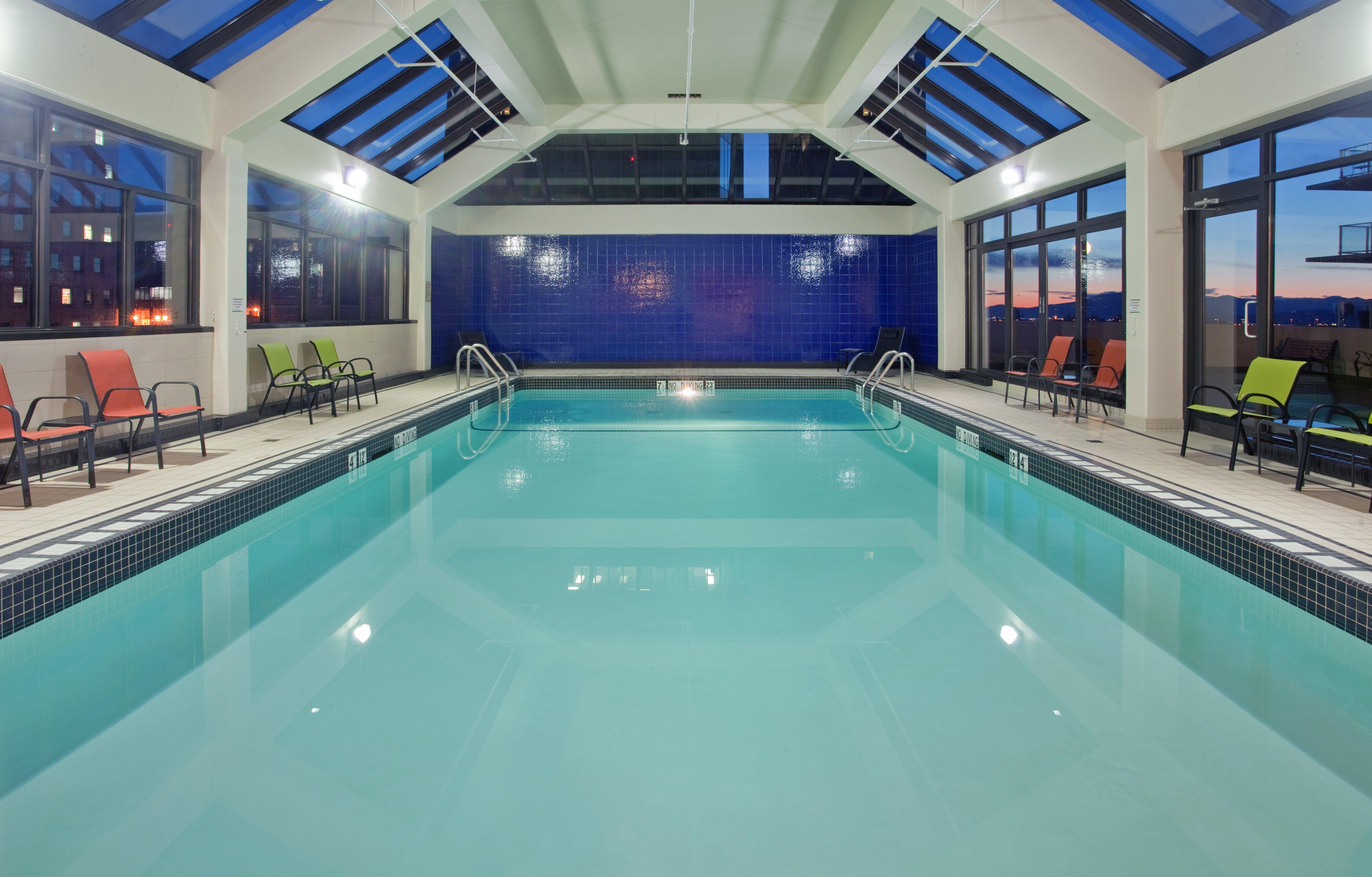 Holiday Inn Vancouver-Centre Broadway By Ihg Dış mekan fotoğraf