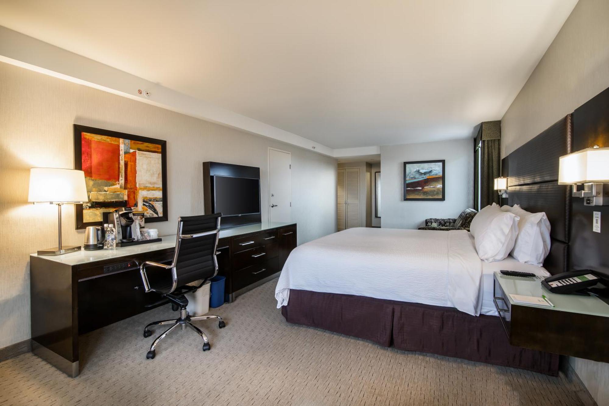 Holiday Inn Vancouver-Centre Broadway By Ihg Dış mekan fotoğraf