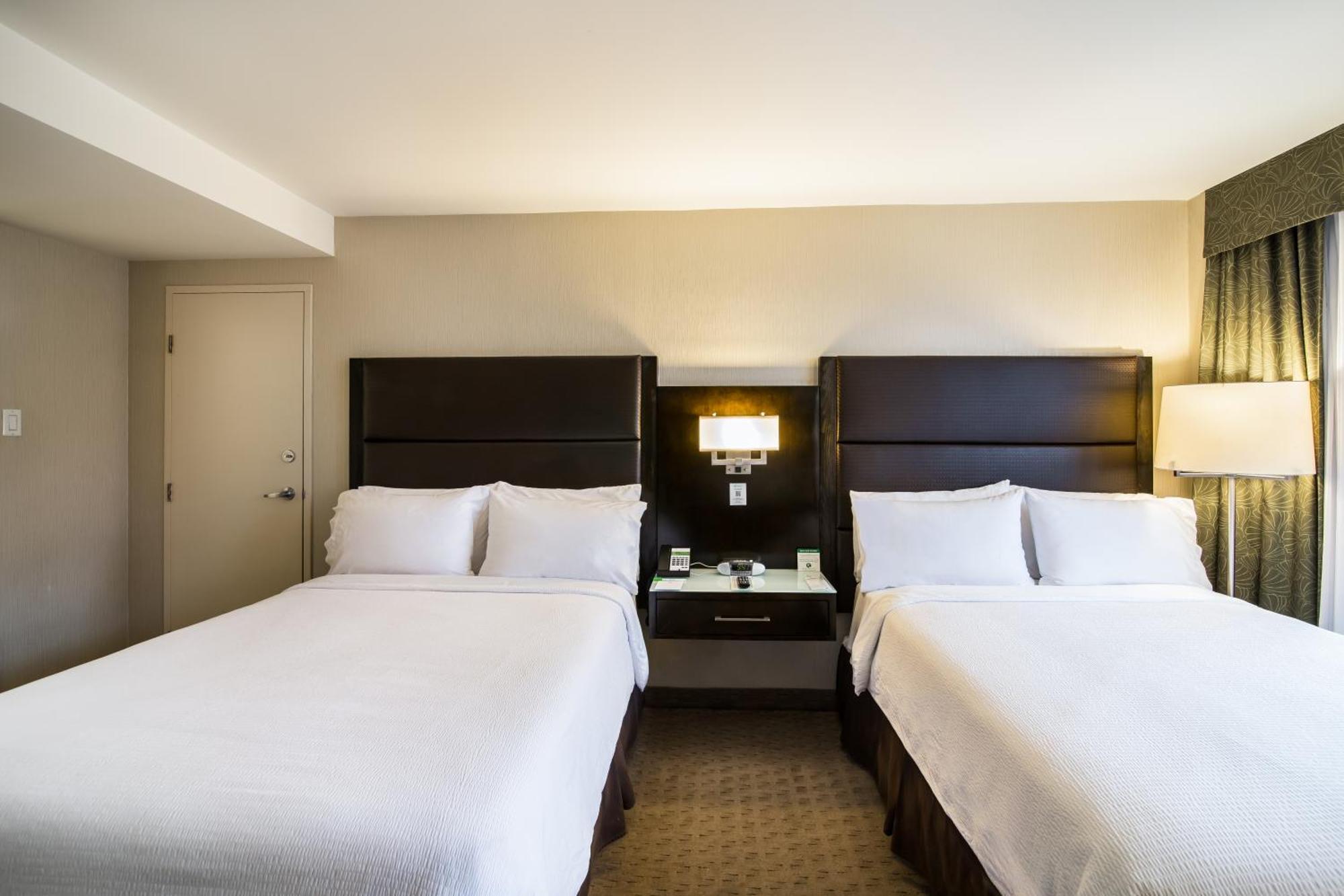Holiday Inn Vancouver-Centre Broadway By Ihg Dış mekan fotoğraf