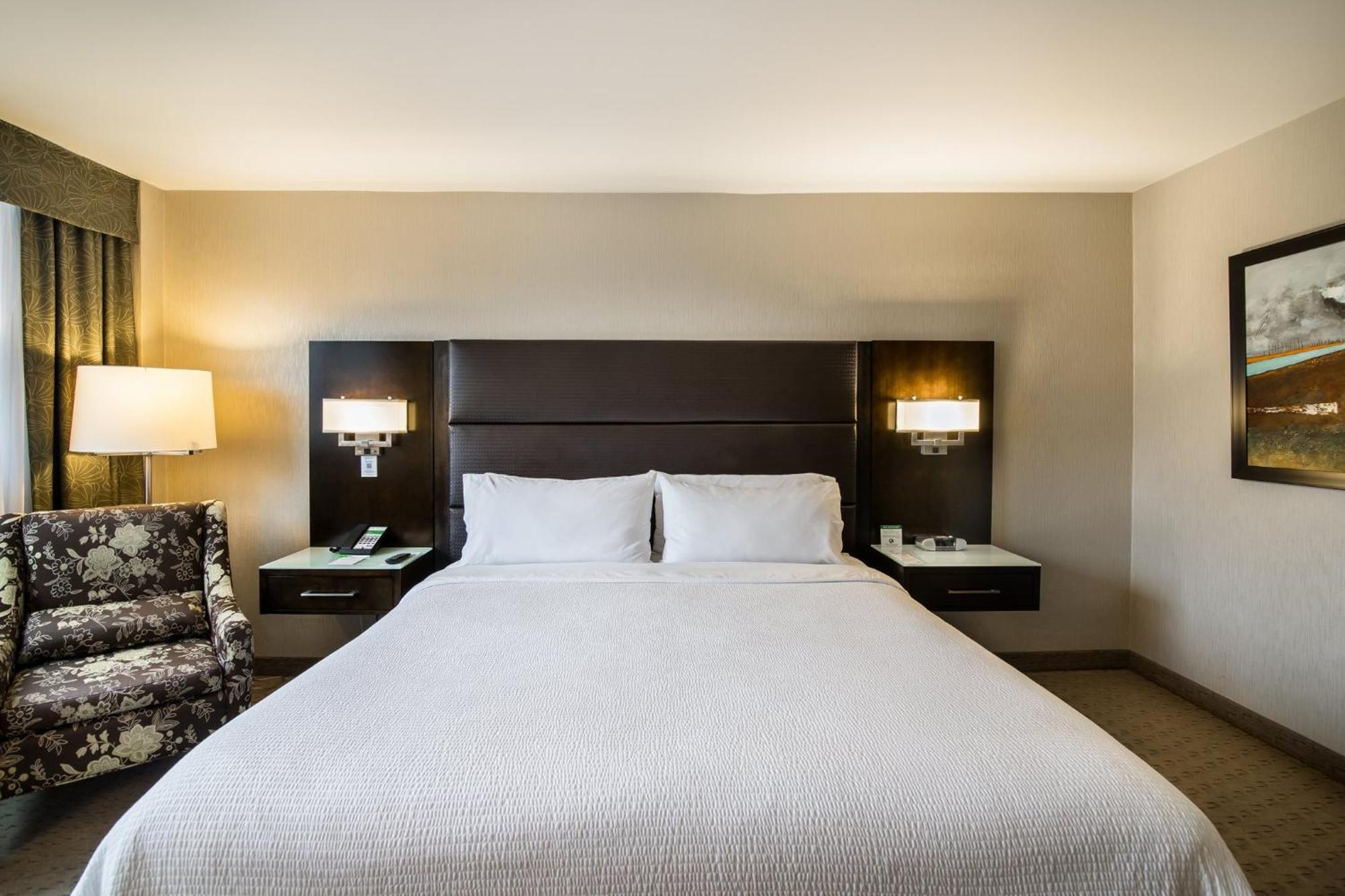 Holiday Inn Vancouver-Centre Broadway By Ihg Dış mekan fotoğraf