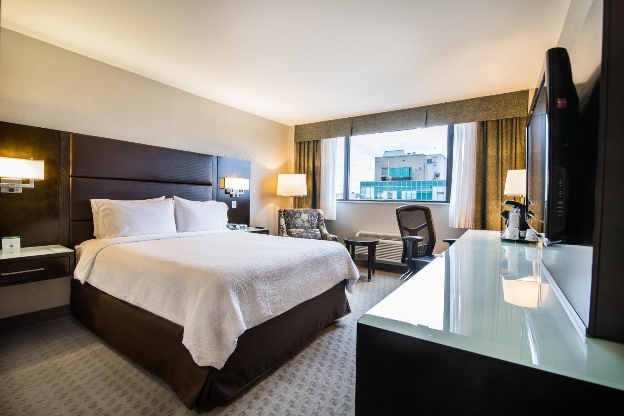 Holiday Inn Vancouver-Centre Broadway By Ihg Dış mekan fotoğraf