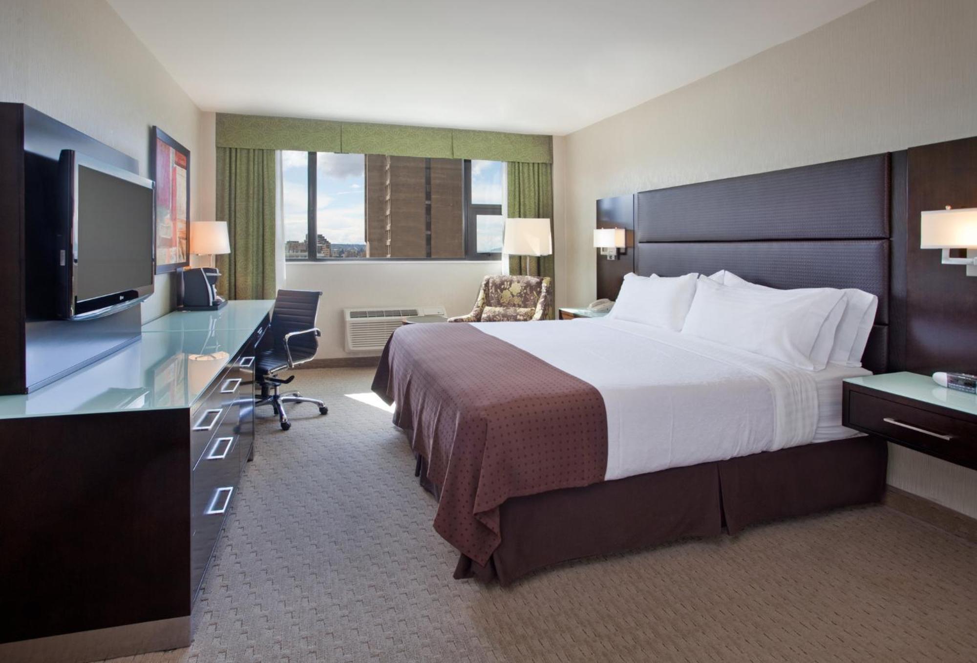 Holiday Inn Vancouver-Centre Broadway By Ihg Dış mekan fotoğraf