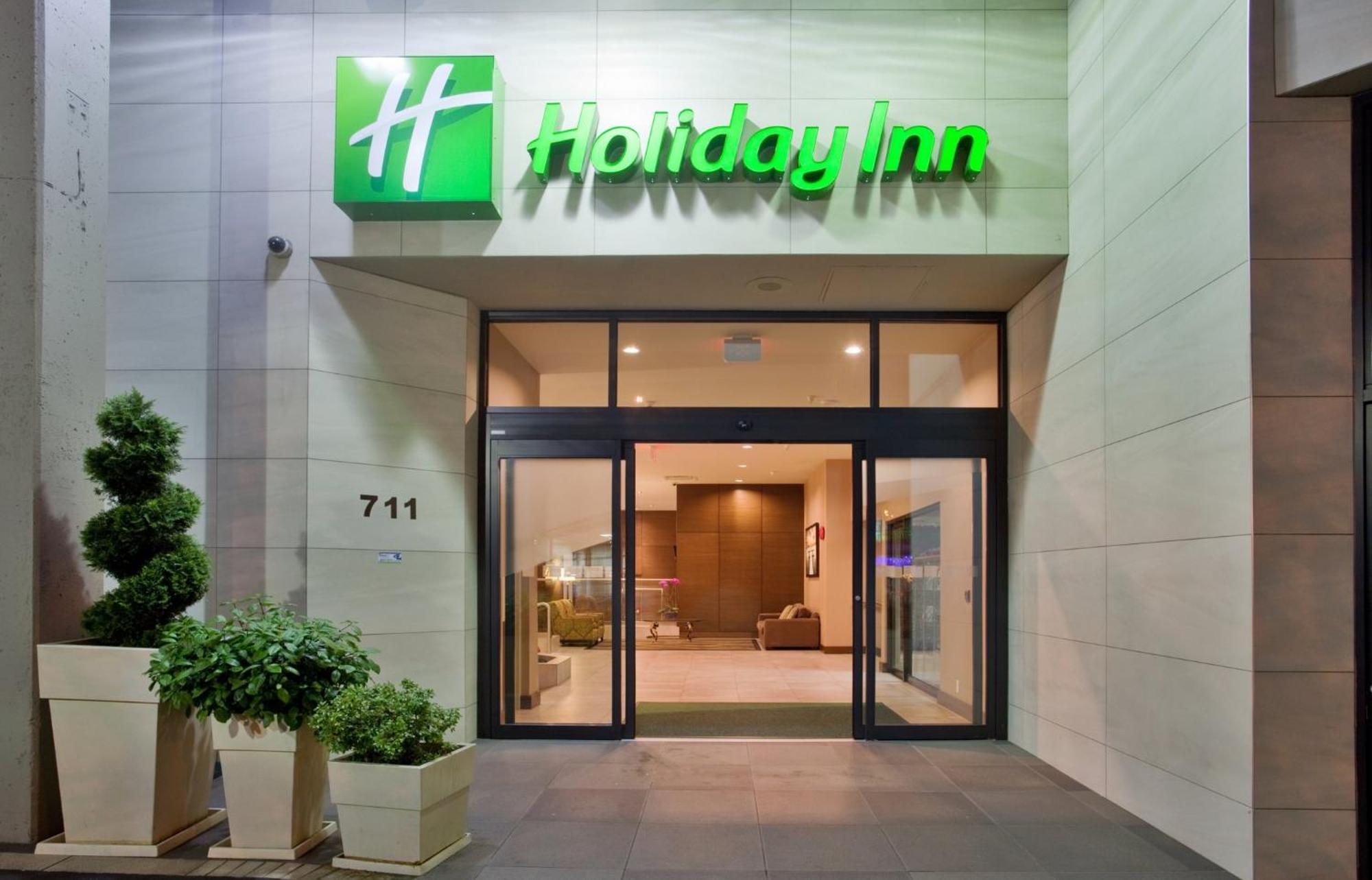 Holiday Inn Vancouver-Centre Broadway By Ihg Dış mekan fotoğraf